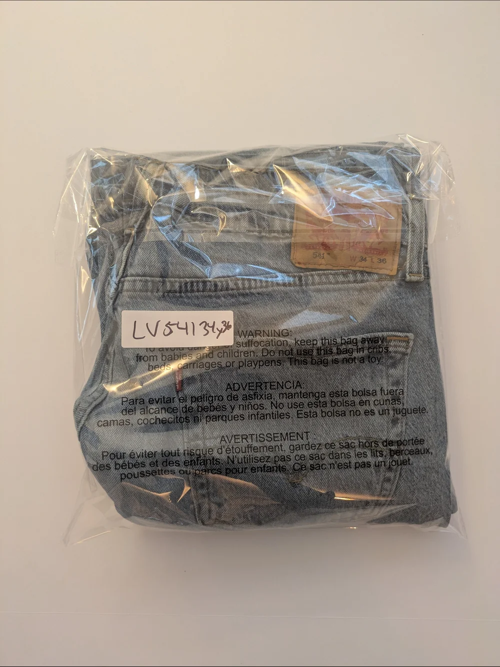 Levis levi light